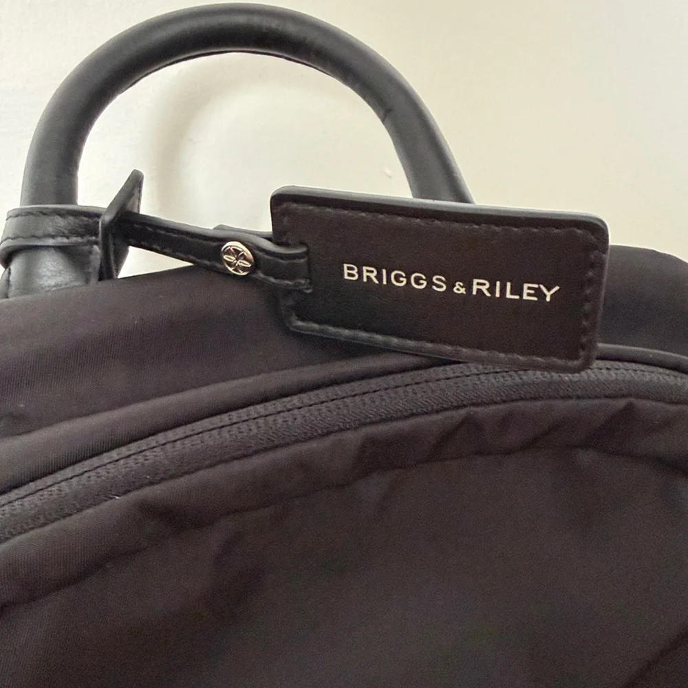 Briggs & Riley Rhapsody Essential Backpack - Picture 11 of 11